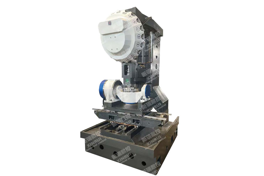 T745-5Z 五轴立式钻攻中心